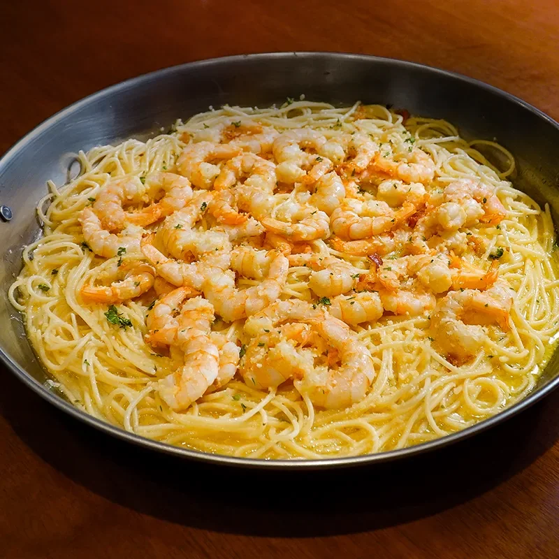 Espaguete com Camarão Scampi